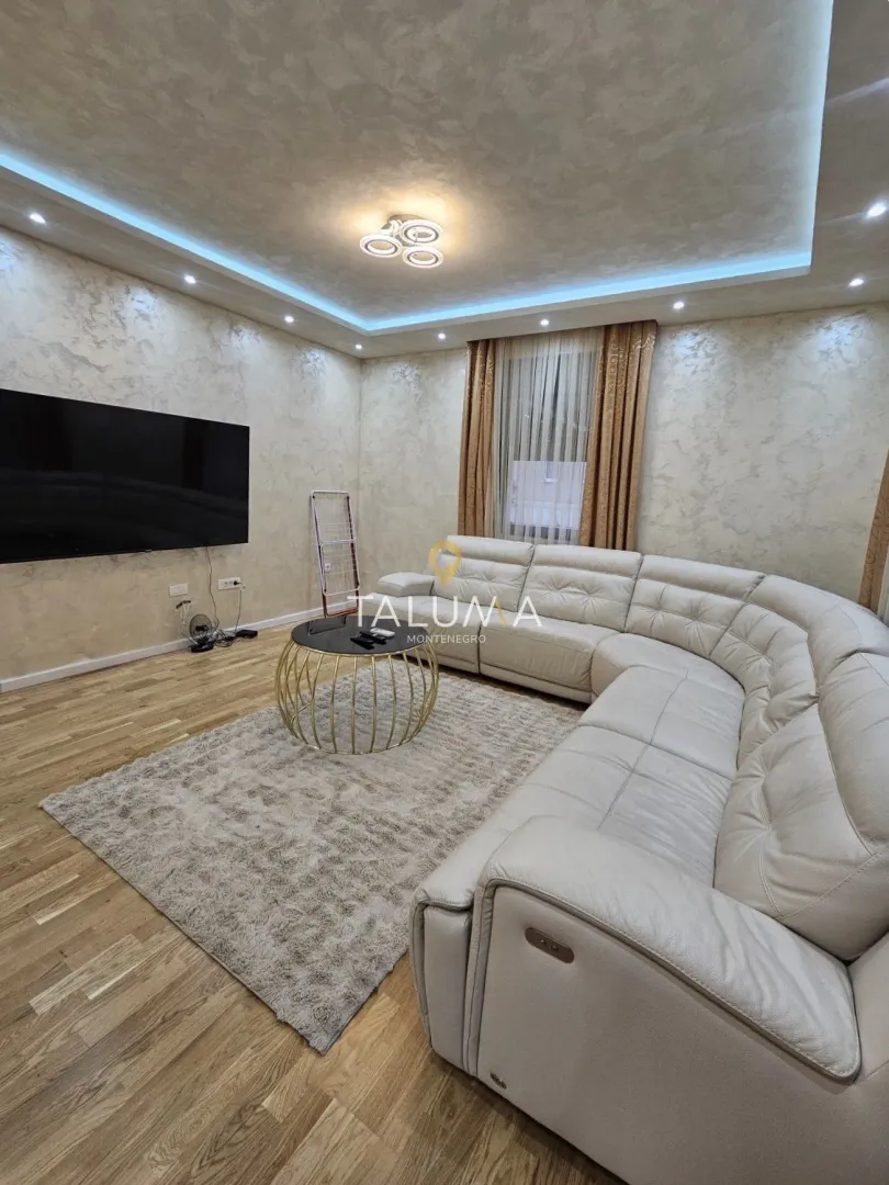 Rent, two bedroom apartment, 86m², Stara Varoš, Podgorica
