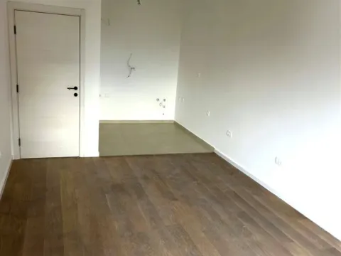 Stan in Stari Aerodrom