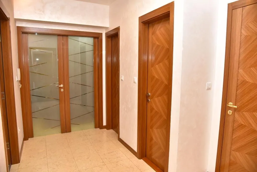 Rent, four bedroom apartment, 130m², Centar, Podgorica