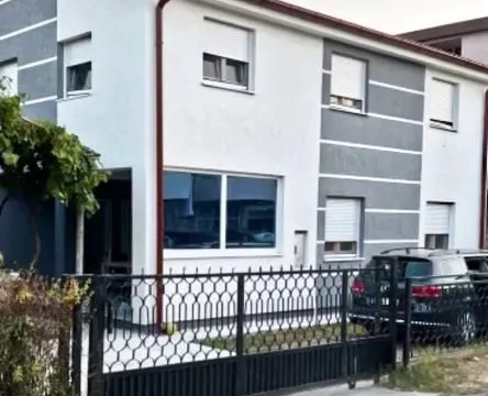 Sale, house, 200m², Gornji Štoj, Ulcinj - image 1