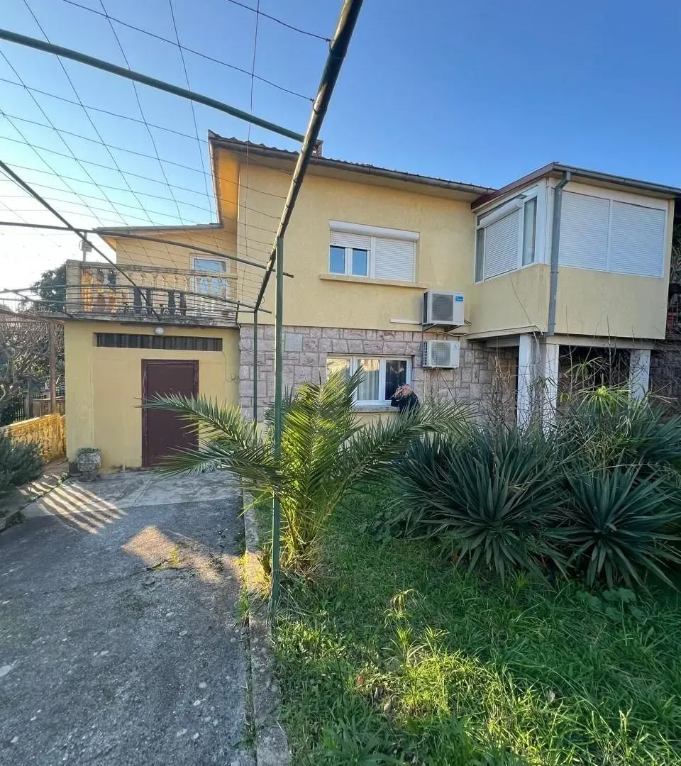 Prodaja, dvosoban stan, 80m², Donja Lastva, Tivat