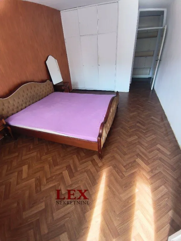 Sale, two bedroom apartment, 59m², Karaburma, Palilula Sve Podlokacije
