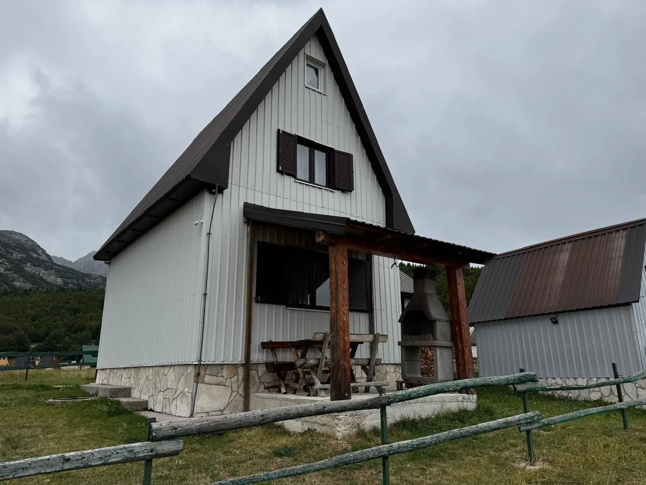 Prodaja, kuća, 103m², Motički gaj, Žabljak