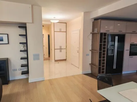 Rent, four bedroom apartment, 180m², Vračar Hram, Vračar Sve Podlokacije - image 6