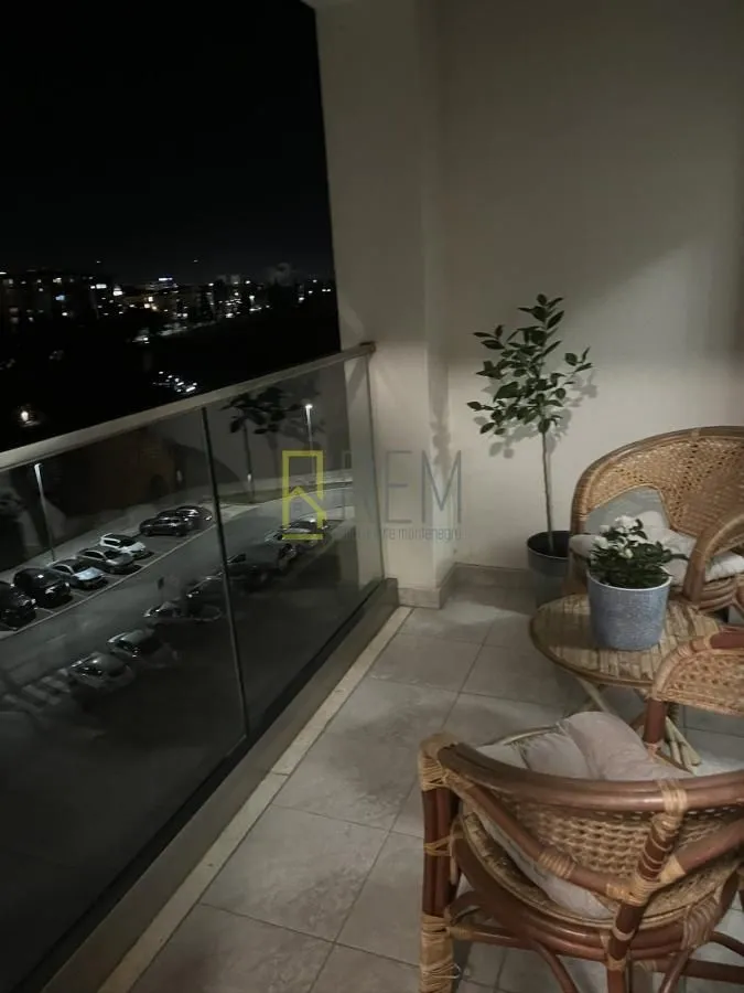 Izdavanje, jednosoban stan, 48m², Vezirov Most, Podgorica