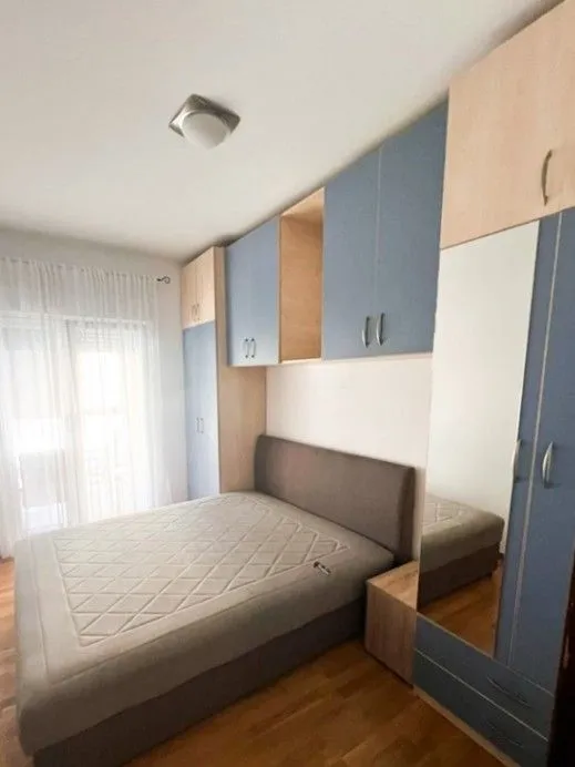 Izdavanje, jednosoban stan, 52m², City Kvart, Podgorica