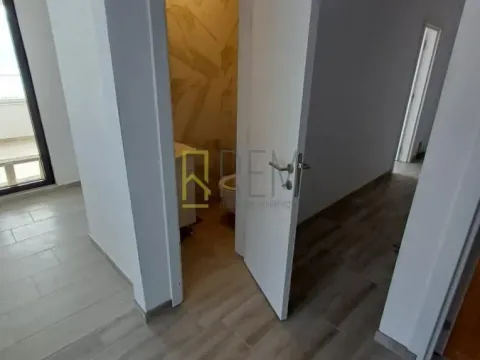 Prodaja, trosoban stan, 184m², Bečići, Budva - image 15