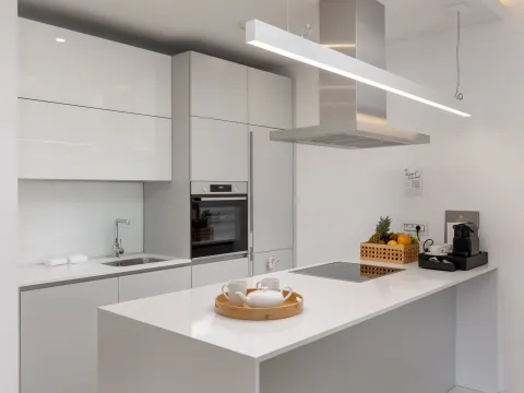 Sale, three bedroom apartment, 180m², Budva, Crna Gora - image 2