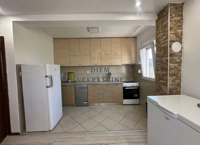 Rent, house, 100m², Klikovače, Danilovgrad