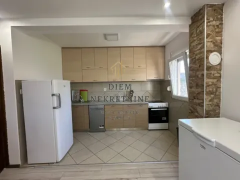 Izdavanje, kuća, 100m², Klikovače, Danilovgrad - image 10