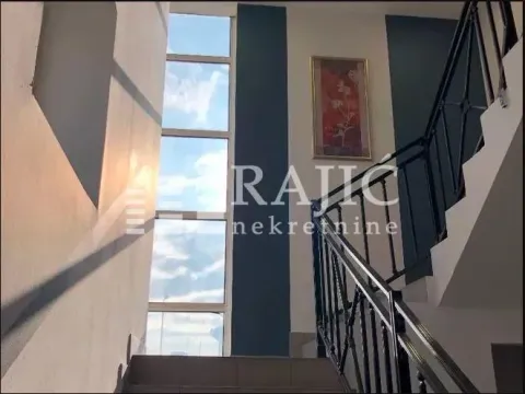 Rent, office space, 150m², Zemun Nova Galenika, Zemun Sve Podlokacije - image 9