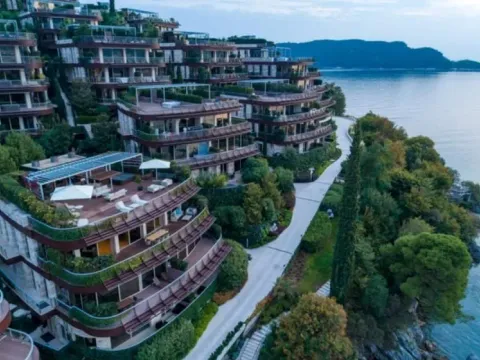 Prodaja, četvorosoban stan, 645m², Budva, Crna Gora - image 2