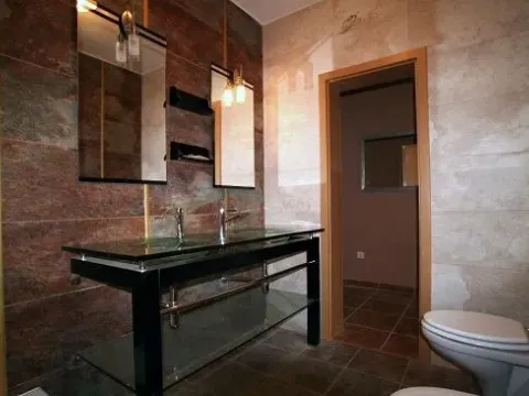 Prodaja, kuća, 210m², Tivat, Crna Gora - image 9