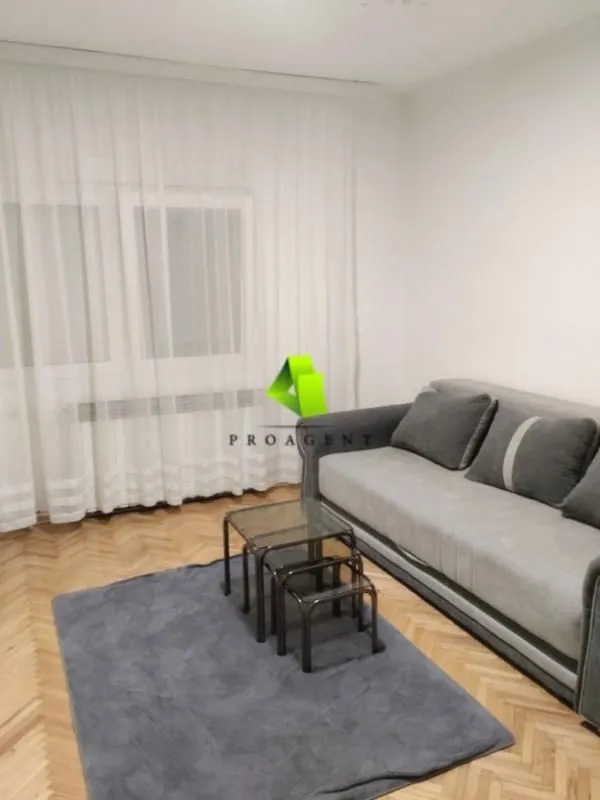 Izdavanje, dvosoban stan, 65m², Pantelej, Niš