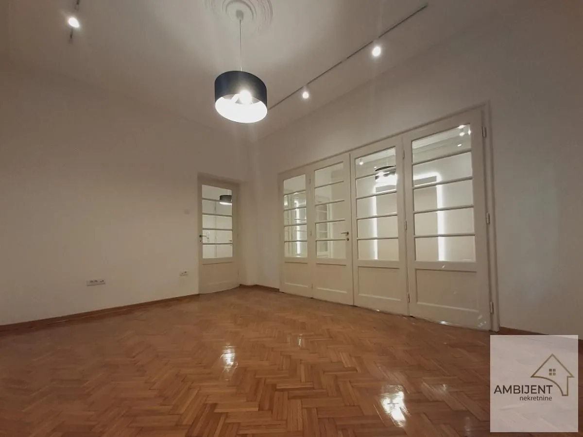 Rent, office space, 83m², Vračar Hram, Vračar Sve Podlokacije