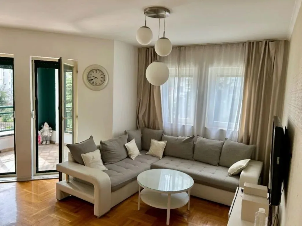 Rent, one bedroom apartment, 56m², Momišići, Podgorica