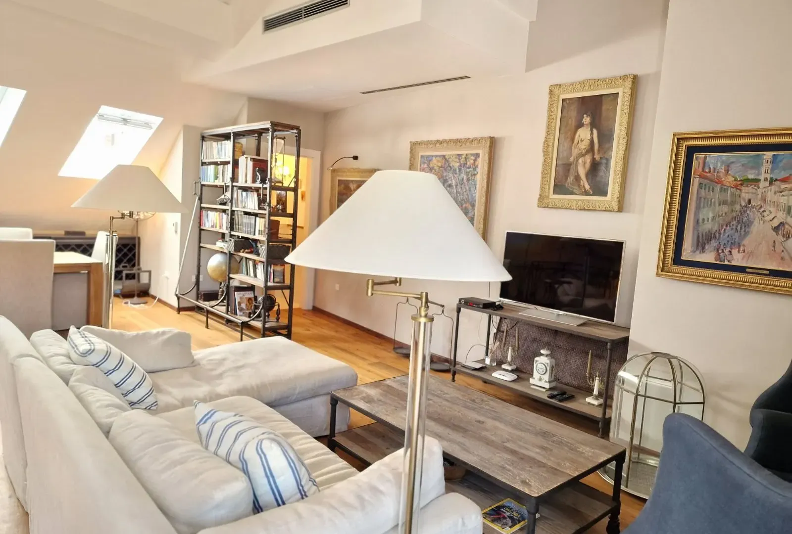 Prodaja, trosoban stan, 192m², Stari Grad, Budva