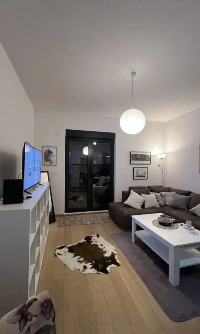 Izdavanje, jednosoban stan, 47m², Seljanovo, Tivat