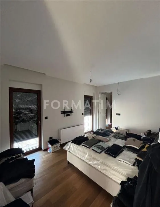 Prodaja, trosoban stan, 136m², Vračar Centar, Vračar Sve Podlokacije