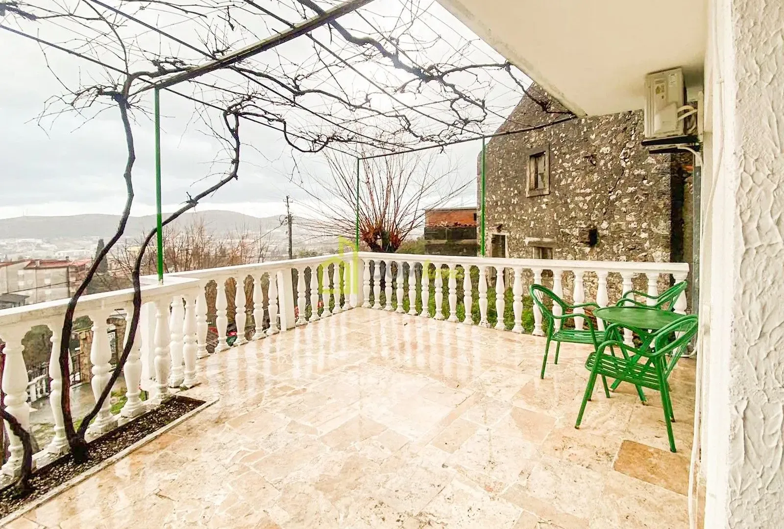 Sale, house, 171m², Marovići, Bar