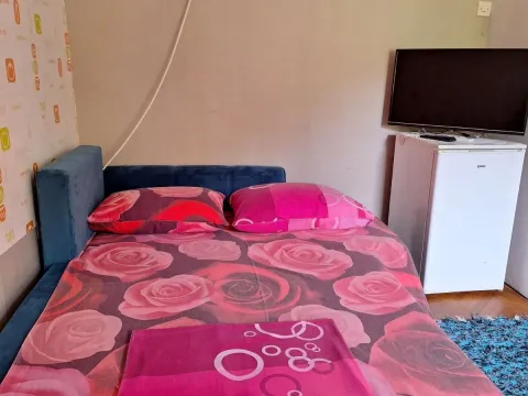 Prodaja, stan, 110m², Bar, Crna Gora - image 8