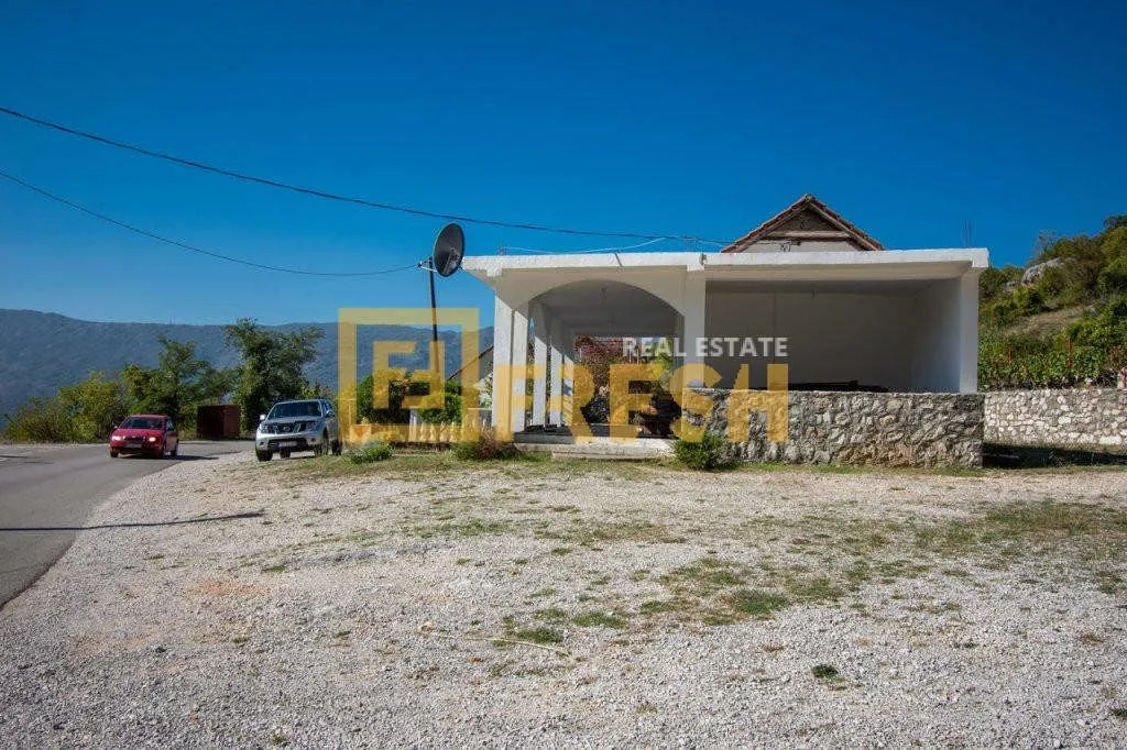 Sale, office space, 1028m², Nikšić, Crna Gora