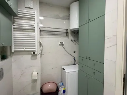 Izdavanje, trosoban stan, 105m², Central Point, Podgorica - image 12