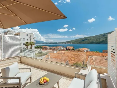 Sale, two bedroom apartment, 120m², Baošići, Herceg Novi - image 7