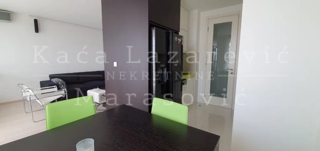 Sale, two bedroom apartment, 68m², Belvil, Beograd