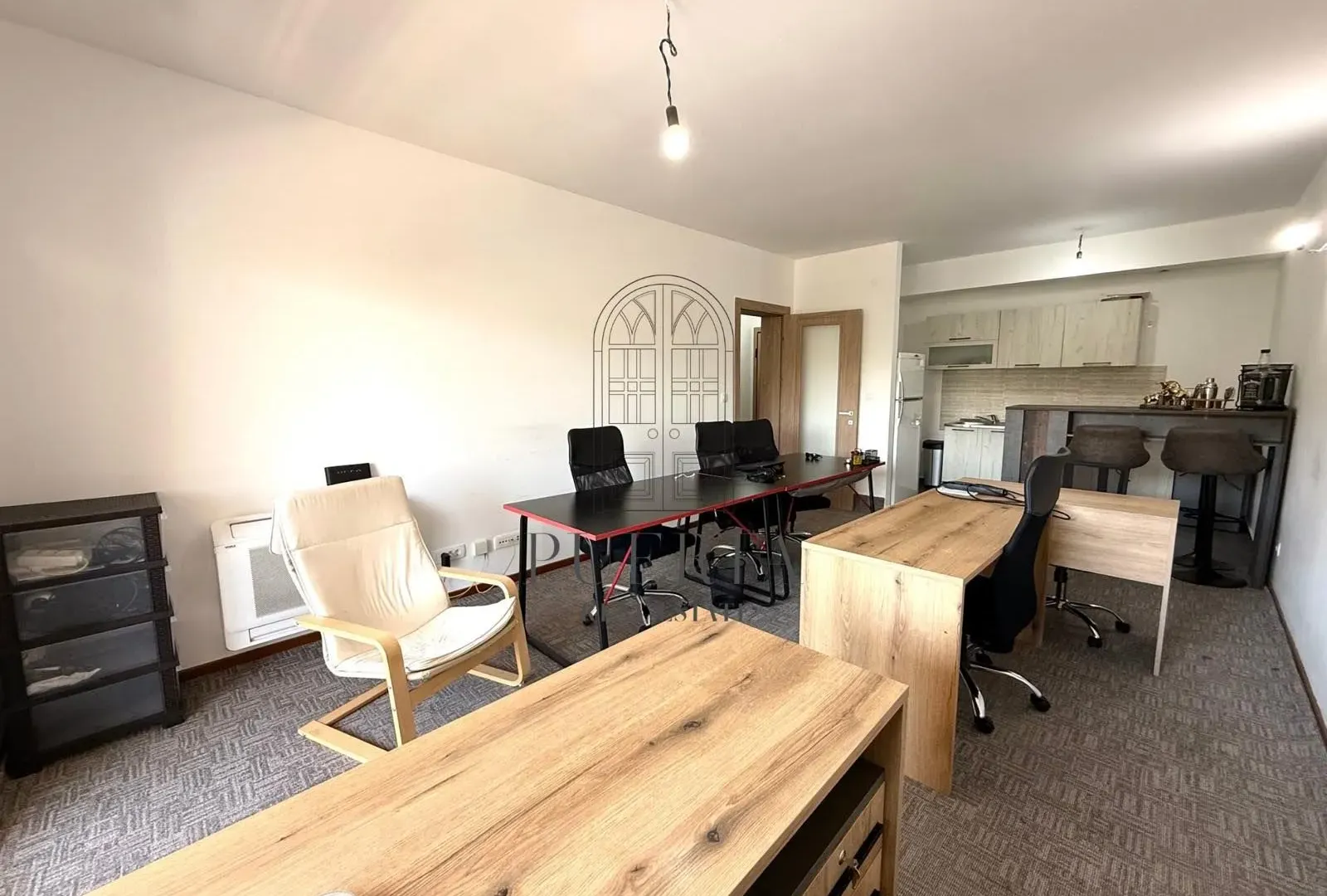 Rent, office space, 69m², Master Kvart, Podgorica