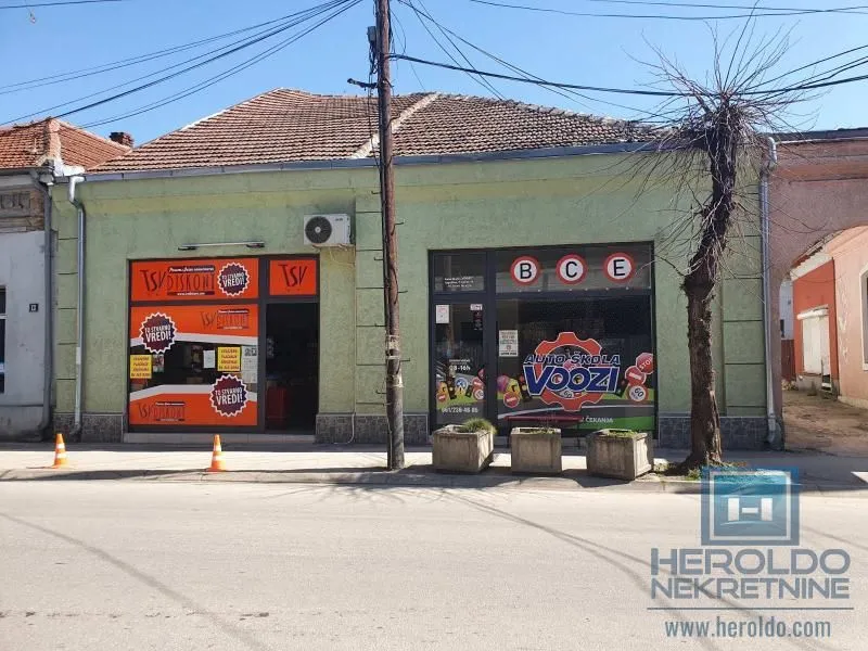 Sale, office space, 55m², Levač, Jagodina