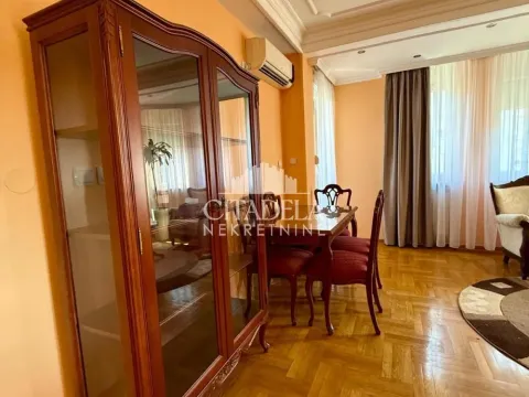 Izdavanje, četvorosoban stan, 75m², Gradska Bolnica, Zvezdara Sve Podlokacije - image 2