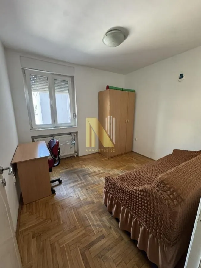 Izdavanje, jednosoban stan, 35m², Rotkvarija, Novi Sad Sve Podlokacije