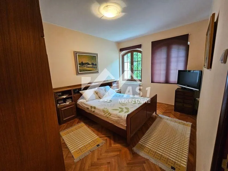 Prodaja, kuća, 336m², Petrovaradin, Novi Sad
