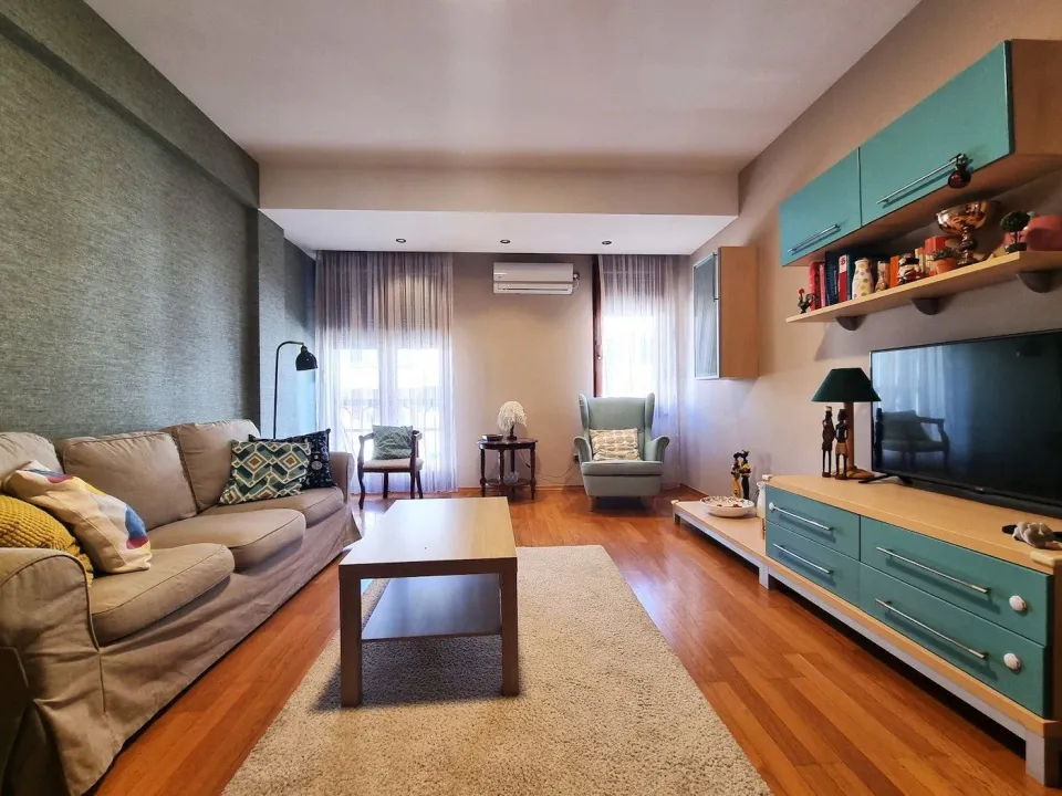 Izdavanje, jednosoban stan, 45m², Centar, Podgorica