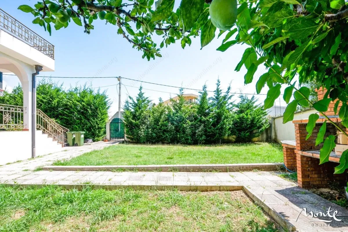 Sale, house, 410m², Sutomore, Bar