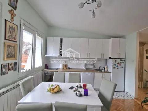 Prodaja, trosoban stan, 63m², Rakovica, Beograd - image 2