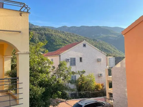 Prodaja, dvosoban stan, 60m², Bečići, Budva - image 2