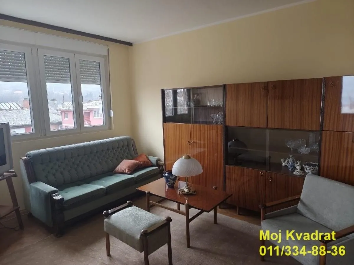 Izdavanje, trosoban stan, 68m², Karaburma, Palilula Sve Podlokacije