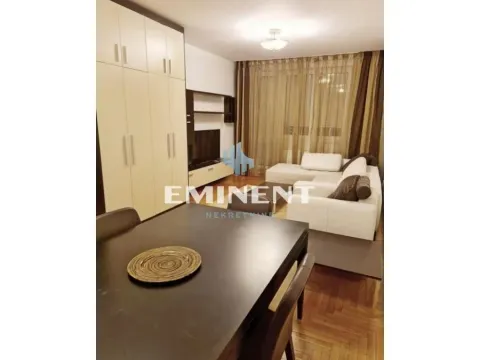 Stan in Novi Beograd Blok 22