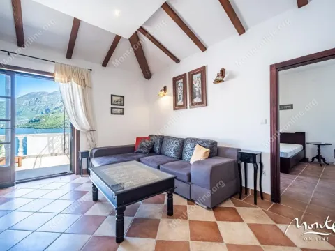 Sale, two bedroom apartment, 92m², Kostanjica, Kotor - image 15