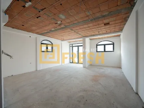 Prodaja, poslovni prostor, 110m², Momišići, Podgorica - image 3
