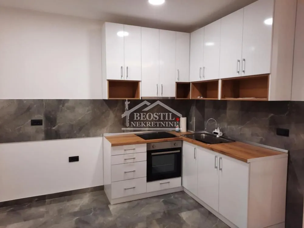 Izdavanje, jednosoban stan, 42m², Surčin, Beograd