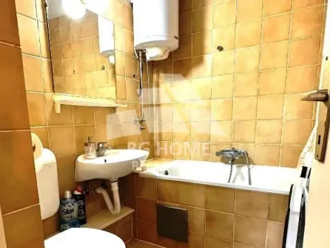 Izdavanje, dvosoban stan, 60m², Zemun Kej, Zemun Sve Podlokacije - image 8