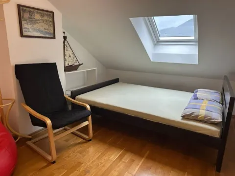 Izdavanje, dvosoban stan, 82m², Centar, Tivat - image 3