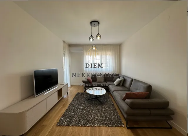 Rent, one bedroom apartment, 49m², Central Point, Podgorica