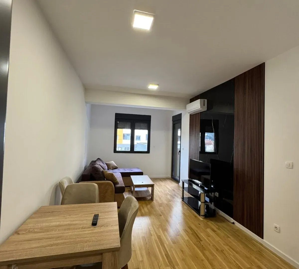 Rent, one bedroom apartment, 43m², Stari Aerodrom, Podgorica