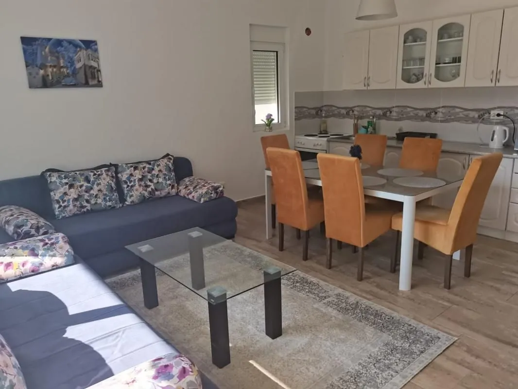 Prodaja, jednosoban stan, 62m², Ulcinj, Crna Gora