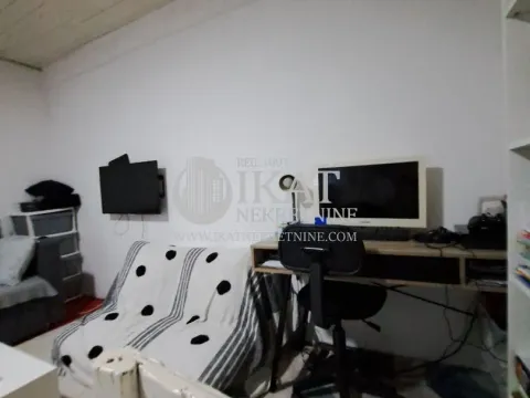 Sale, house, 65m², Lekino Brdo, Voždovac Sve Podlokacije