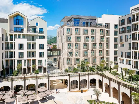 Prodaja, dvosoban stan, 91m², Tivat, Crna Gora - image 23
